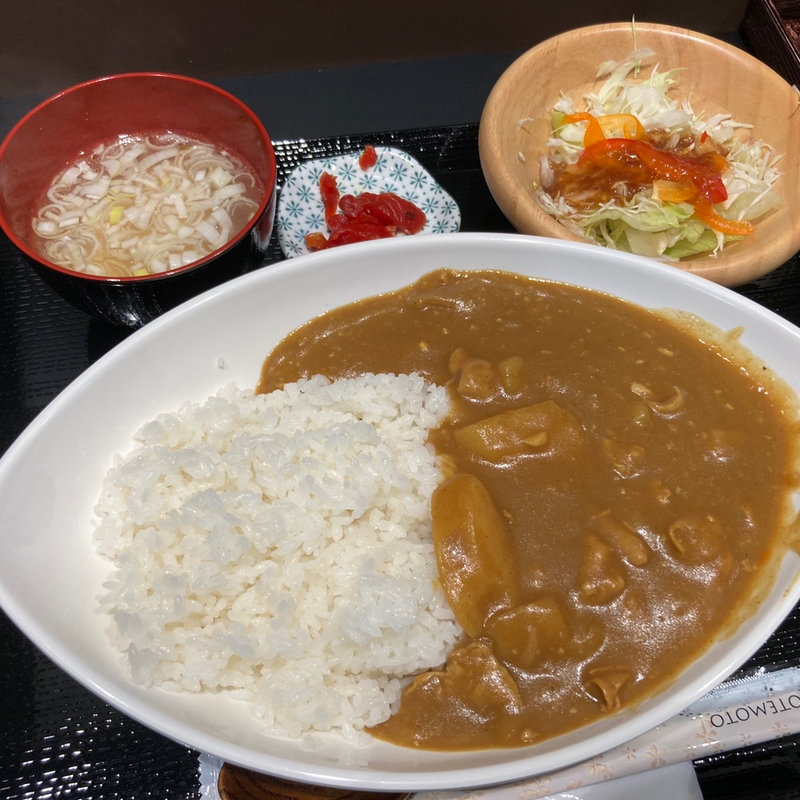 もつカレー(まるも)