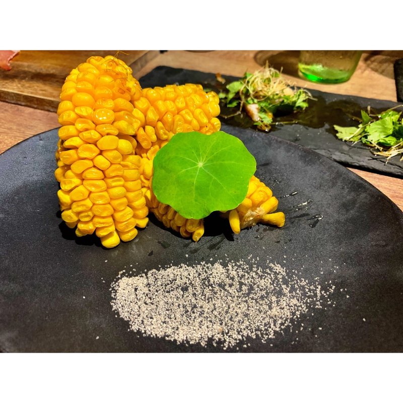 とうもろこしの素揚げ(料理屋fan)