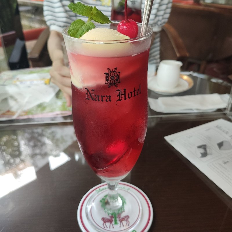 ピーチティークリームソーダ(奈良ホテル ティーラウンジ )