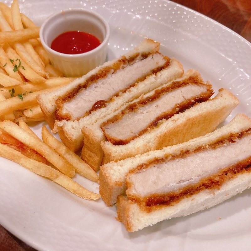 厚切りカツサンド&ポテト(星乃珈琲店 新宿アルタ店 )