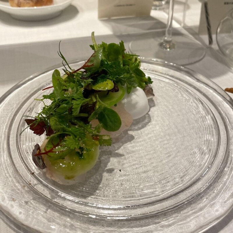 石鰈と白桃マイクロリーフのインサラーダ(プリンチピオ)