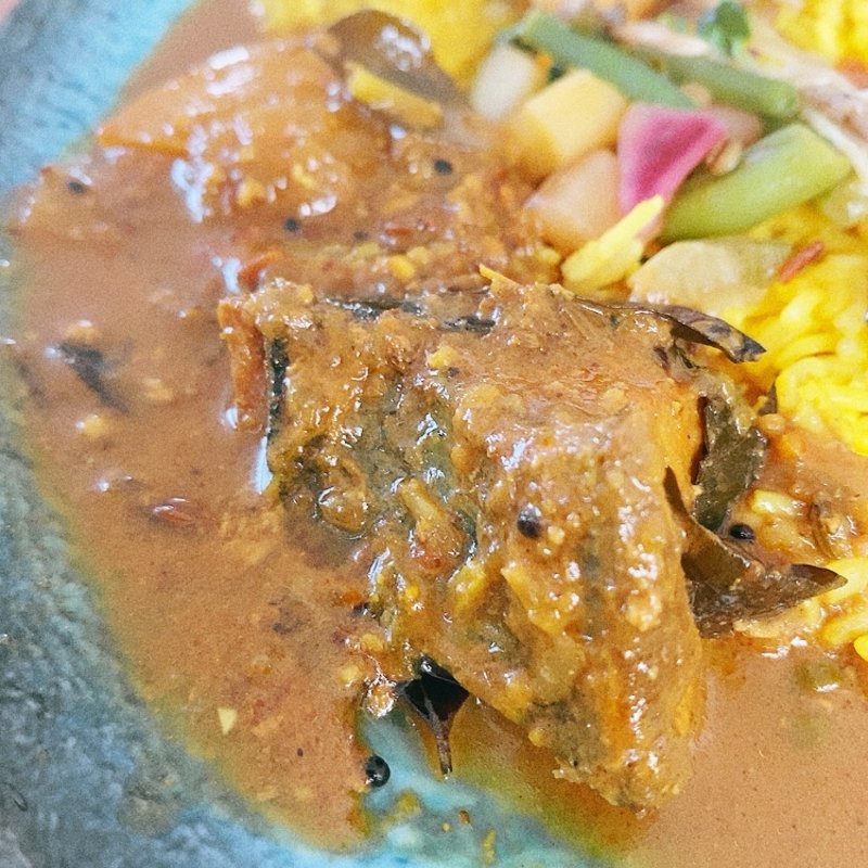 鯵とバターナッツかぼちゃのコザンブ(大衆スパイス酒場 ニューヤスダヤ)