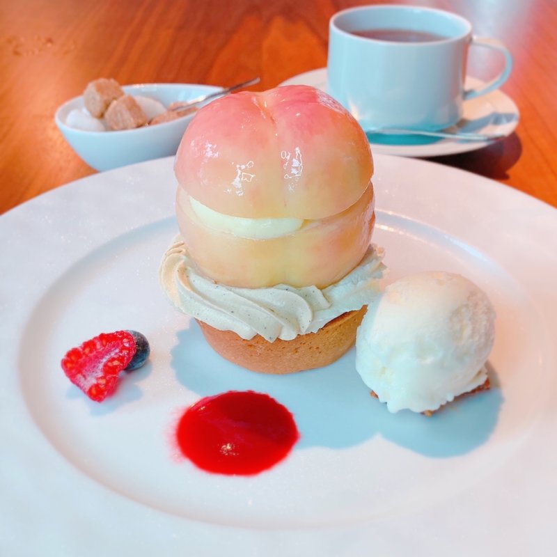 まるごと白桃のタルト(BOOCHiC ブーチック)