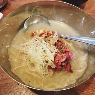 コムタン冷麺(日本焼肉党 )