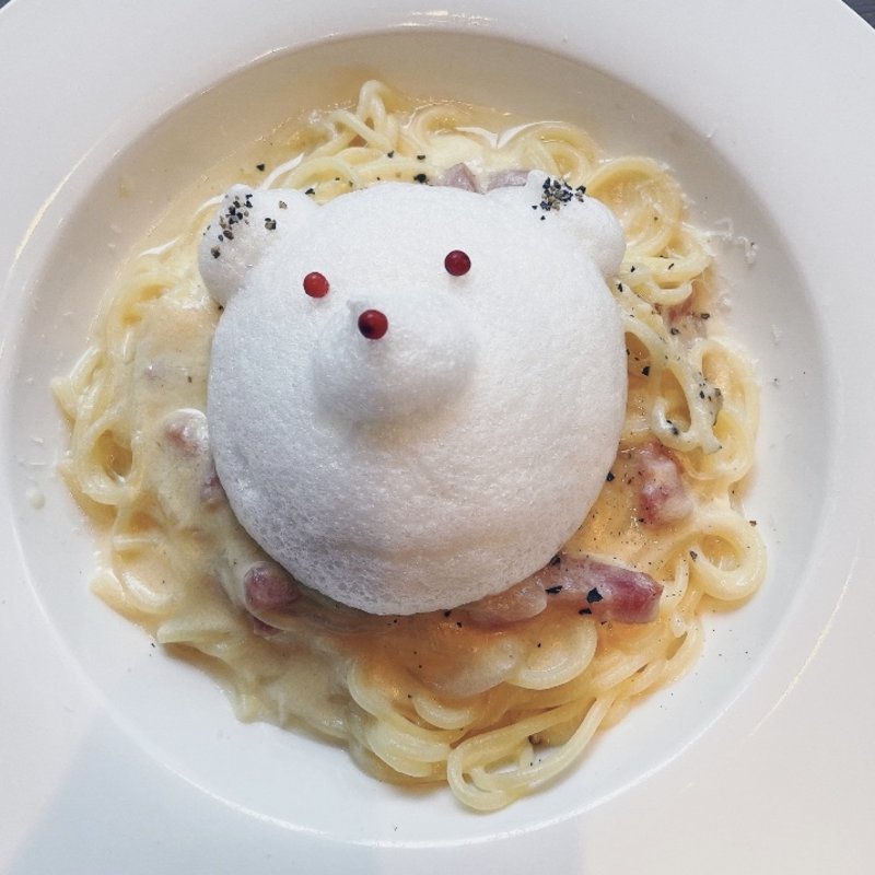 SHIROKUMA軽ボナーラ(BISTRO SHIROKUMA)