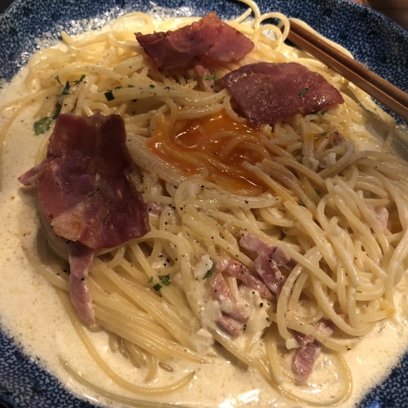 カマンベールチーズとカリカリベーコンのカルボナーラ(洋麺屋五右衛門 東武池袋店)