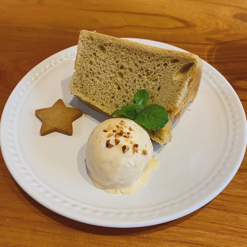 EPICE シフォンケーキ(EPICE CAFE )