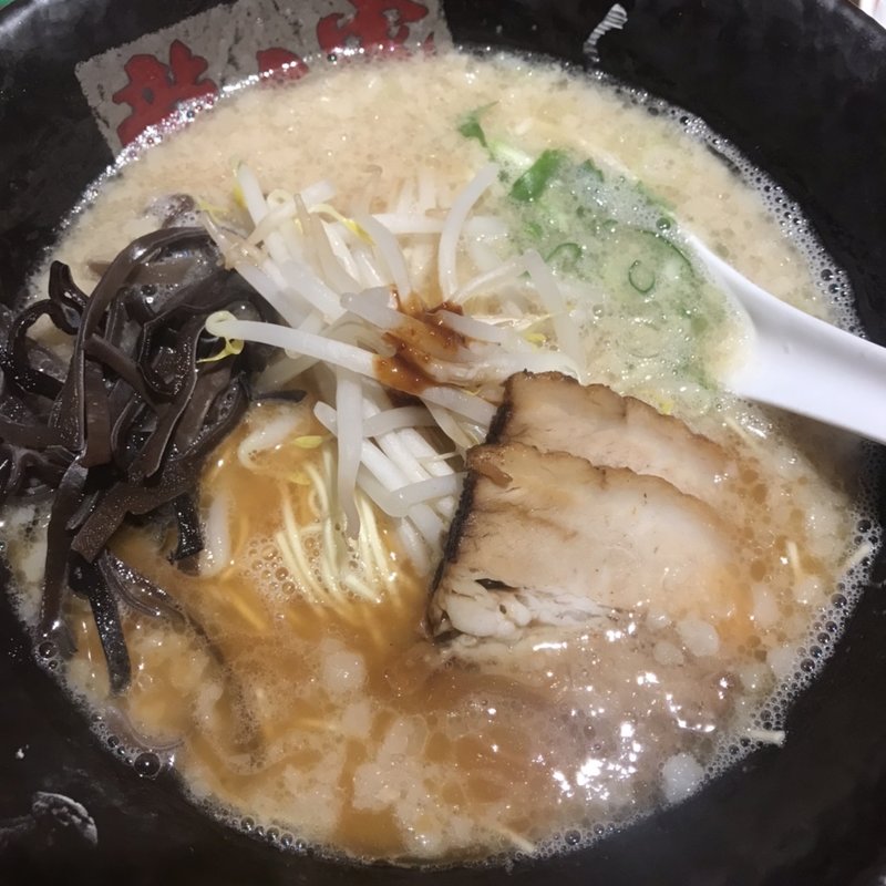 とんこつ こく味(ラーメン 龍の家 ワシントン通り店 （RAMEN TATSUNOYA）)