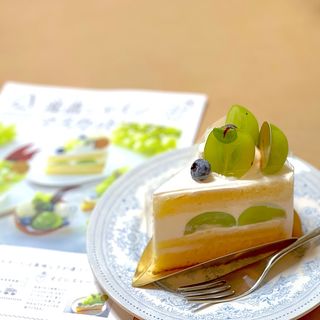 シャインマスカットのショートケーキ(YATSUDOKI 石神井公園店)