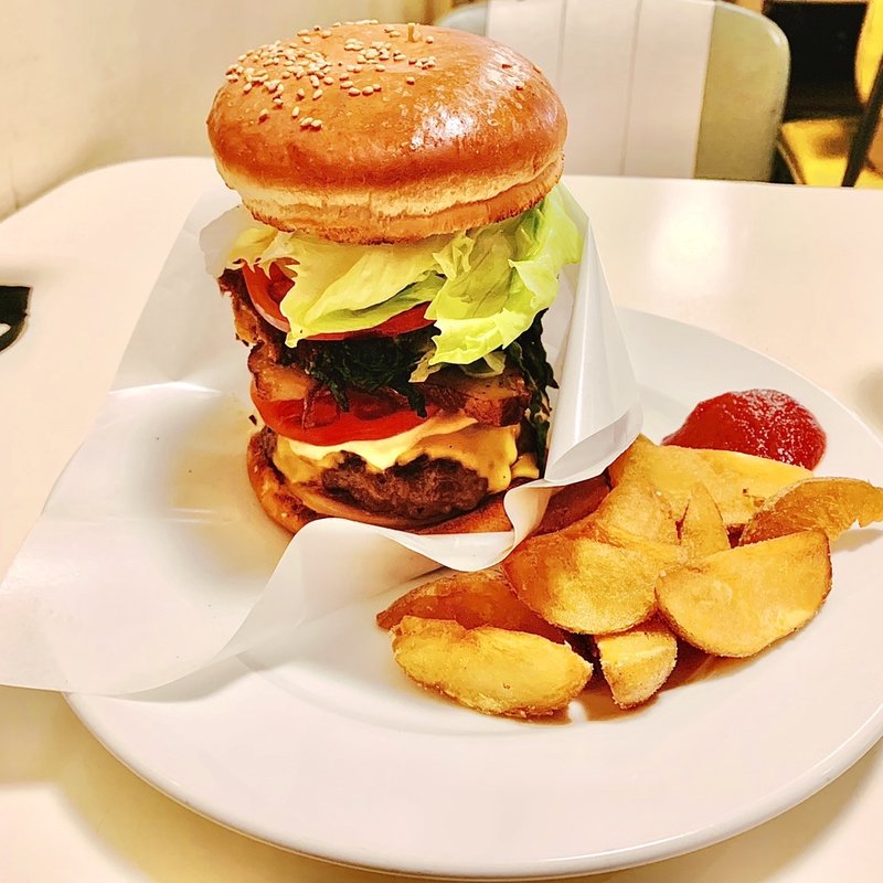 スモーキーベーコンチーズバーガー(野菜増し)(ベーカーバウンス)