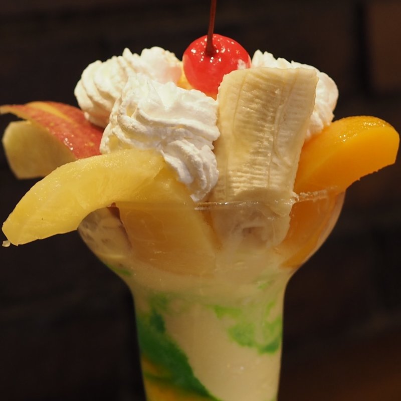 フルーツパフェ(ミドリ)