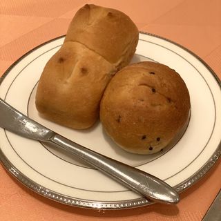 パン2種(アールベルアンジェ室蘭)