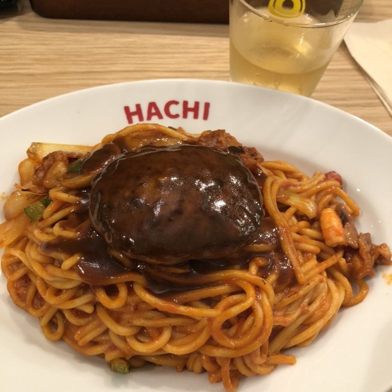 ハンバーグナポリタン(MAGO HACHI KITCHEN)