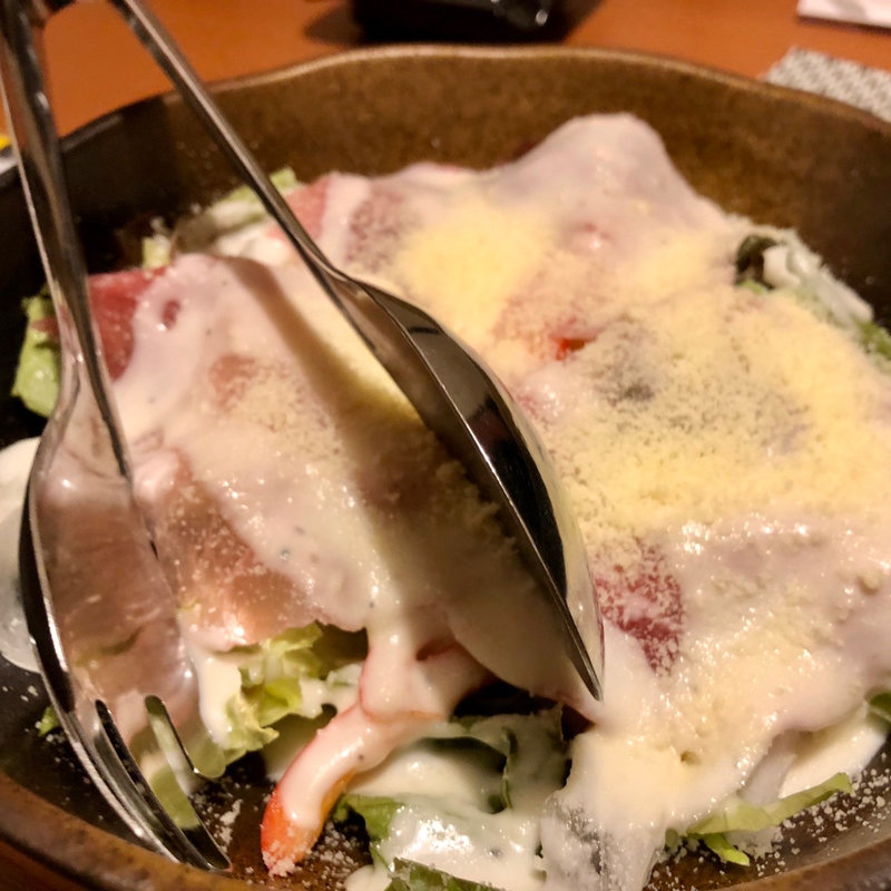 生ハムのシーザーサラダ(居酒屋 鶏くる 西鉄久留米駅前店)