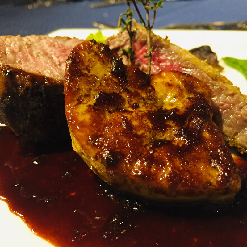 中山牛のロティとフォアグラのロッシーニ風(フランス厨房 旬彩 中央駅店 )