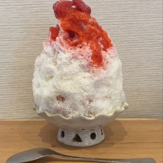 あまおうミルクかき氷(和菓子このわ)