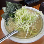 ラーメン(カマリヤ大将)