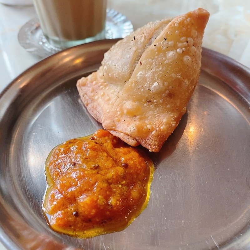 サモサ(ミスターサモサ （Mr. Samosa）)