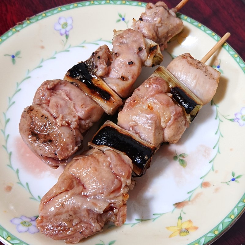 ねぎま(炭火串焼き どまん中)