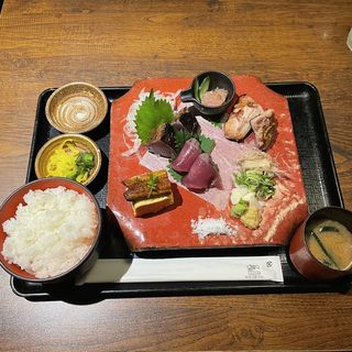 かつをの食べ比べ御膳(わらやき屋 赤坂 )