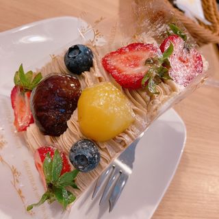 苺モンブランズコット(果実園 リーベル 東急吉祥寺店)