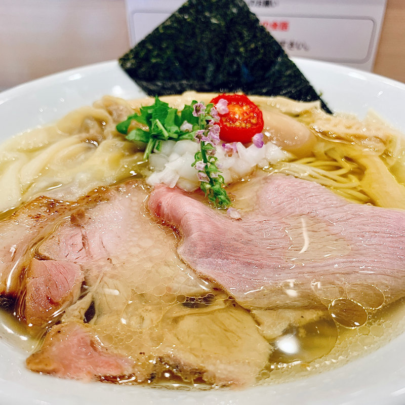 最高級銀付き伊吹いりこ使用特製イリコそば(麦と麺助 新梅田中津店)