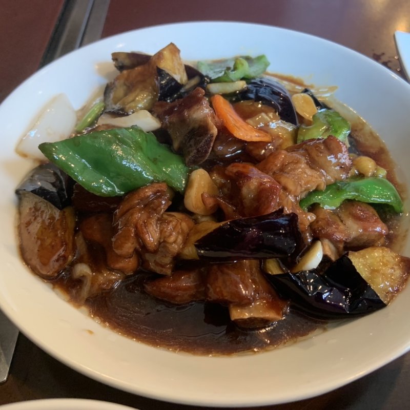 豚スペアリブとナス炒め(中華料理 千里香 新大久保店)