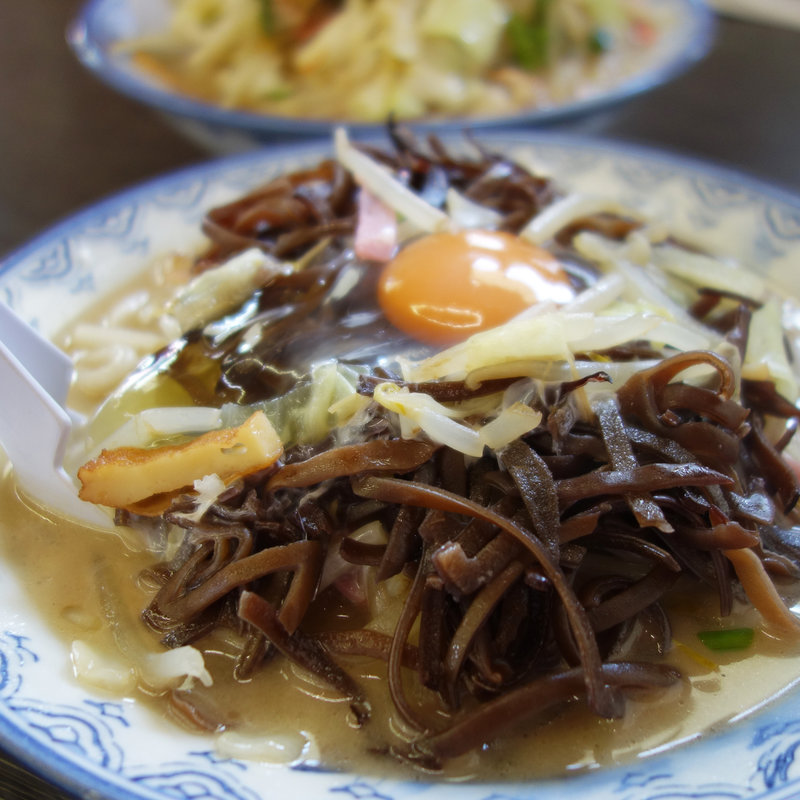 特製ちゃんぽん小盛(井手ちゃんぽん 福岡市西区小戸店)