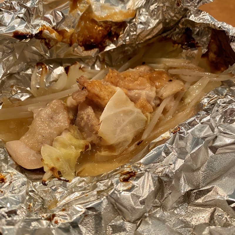若鶏のホイル包み焼き鶏ちゃん風(みんな仲よくアスゲンタイガー 今池店)
