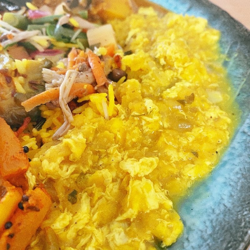 甘酒と溶き卵の豆カレー(大衆スパイス酒場 ニューヤスダヤ)