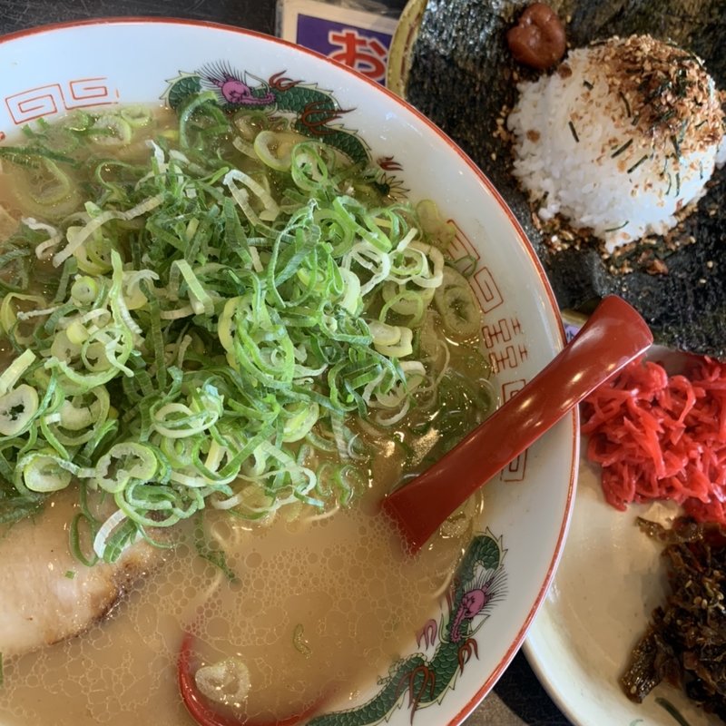 長浜ラーメンセット(おにぎり)(博多長浜ラーメンまる長 鶴見緑店)