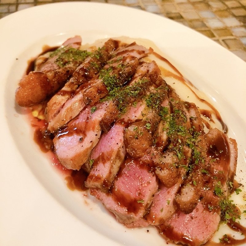 鴨肉のグリルバルサミコソース(路地裏のタパス　イシオカ )