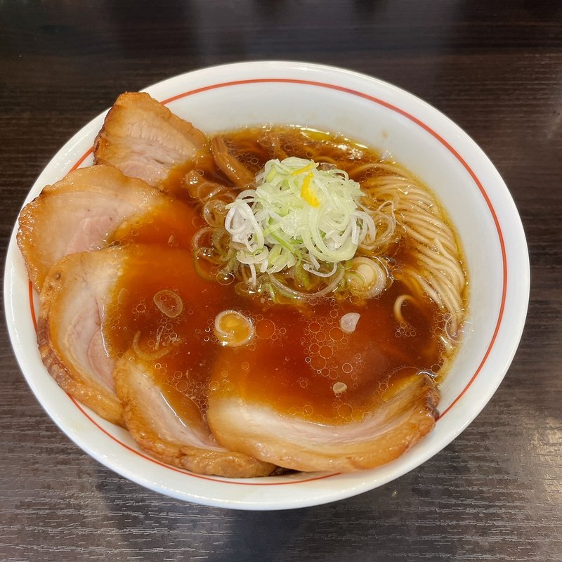 しょうゆらーめん(らーめん颯人 （ラーメンハヤト）)