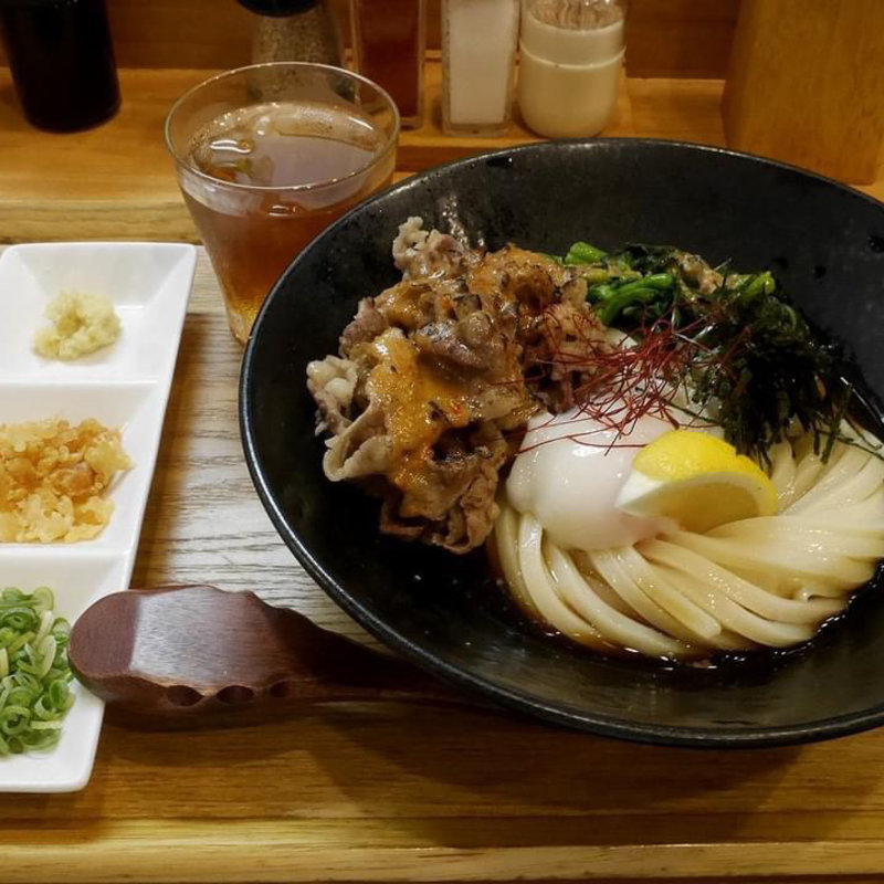 夏野菜と炙り牛肉のぶっかけうどん(Frankel(フランケル))