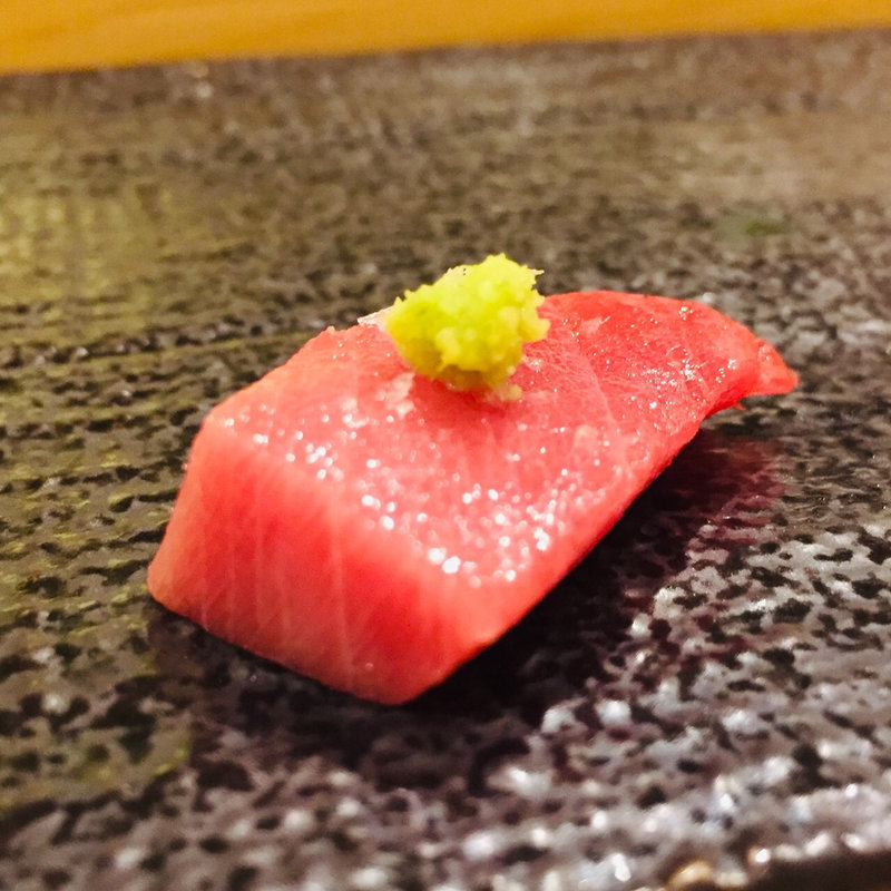 三宅島産 熟成5日目の本鮪(鮨一)