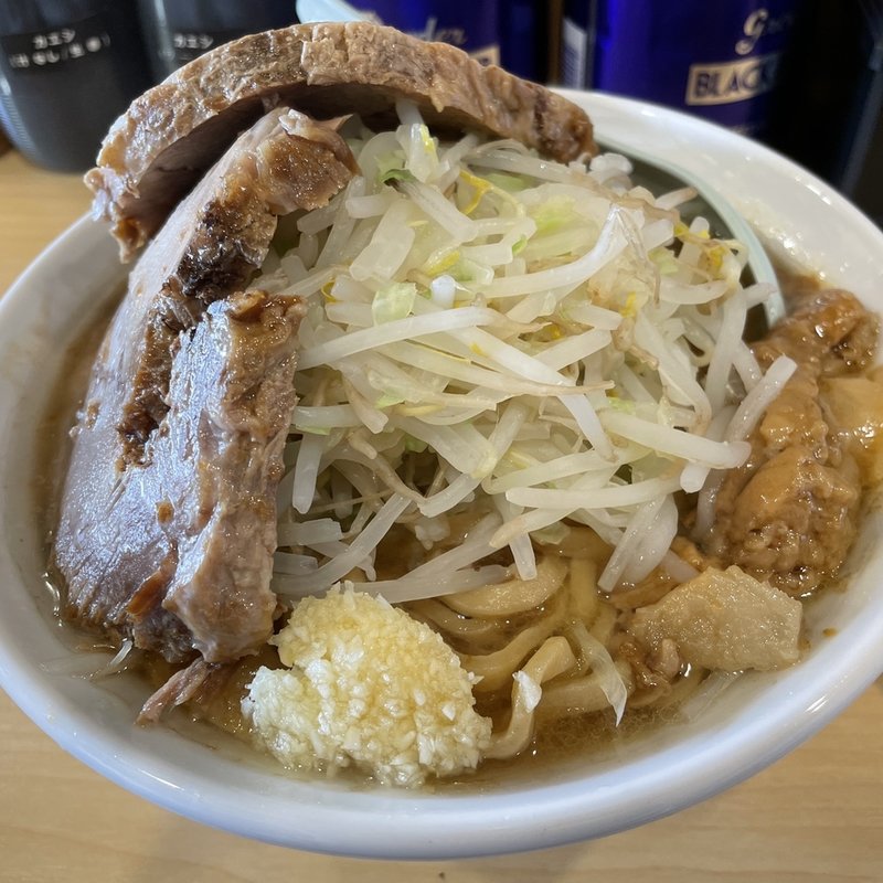 ぶー朗（麺250g）(ぶたまる)