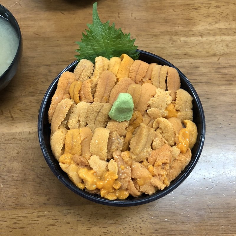 ウニ丼(三角市場)