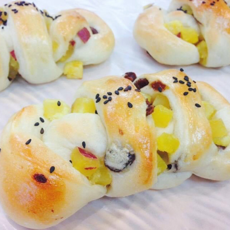 サツマレーズン(ベーカリー・ミルク)