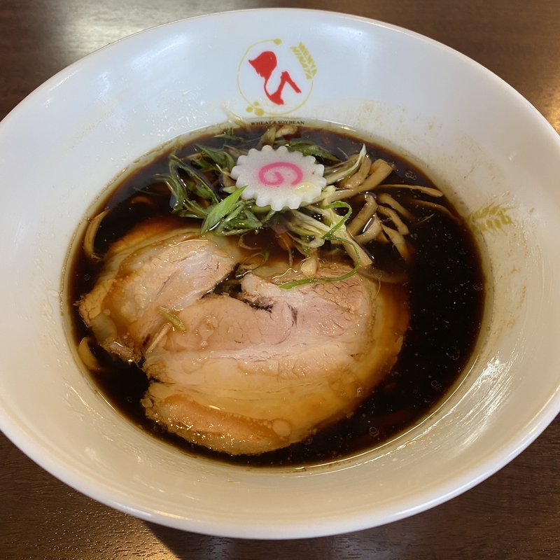 たまり醤油らーめん(小麦と大豆 自家製麺 麺や ひなた)