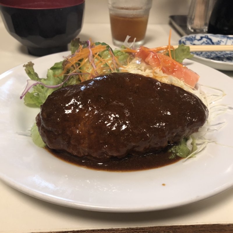 ハンバーグ定食(お食事処アケミ )