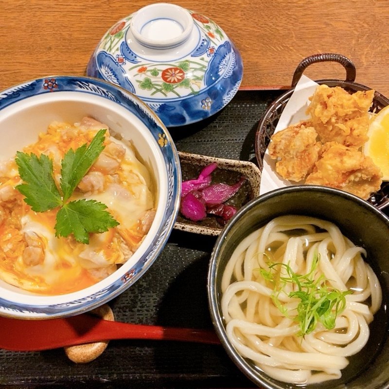 地鶏親子丼かしわセット(香房 )