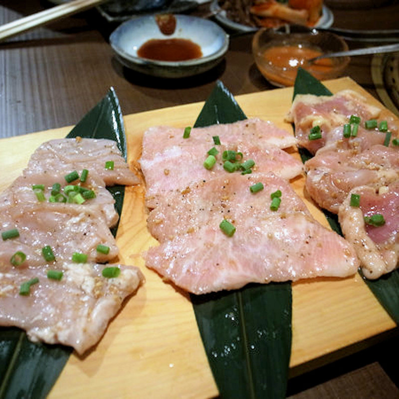 人気塩焼き3点盛合せ(焼肉ことえん)