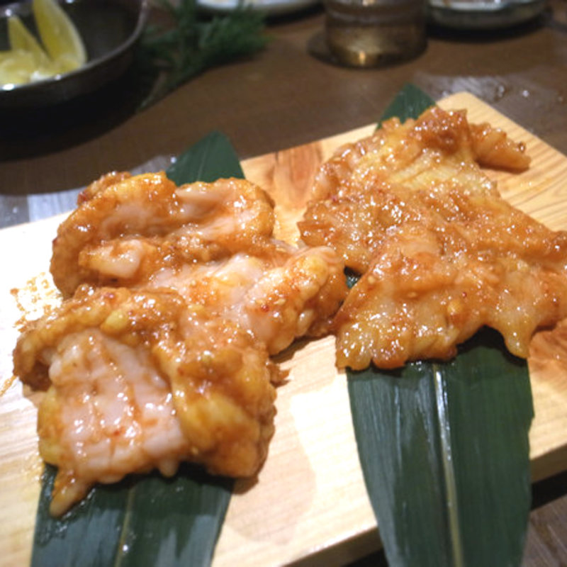 ホルモンと上ミノ(焼肉ことえん)