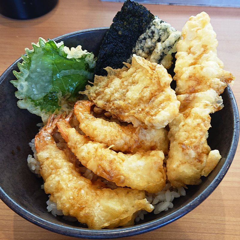 えび天と季節の天丼(くら寿司 川崎下平間店)