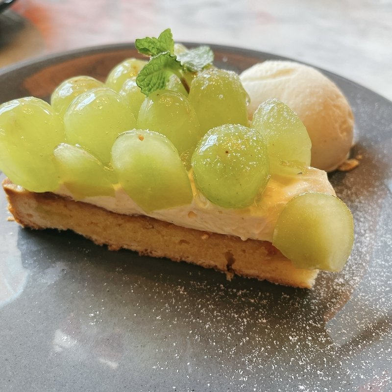 季節のタルト　バニラアイス添え(ESPRESSO D WORKS （エスプレッソディーワークス）)