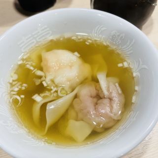ワンタンスープ(ぷれじでんと)