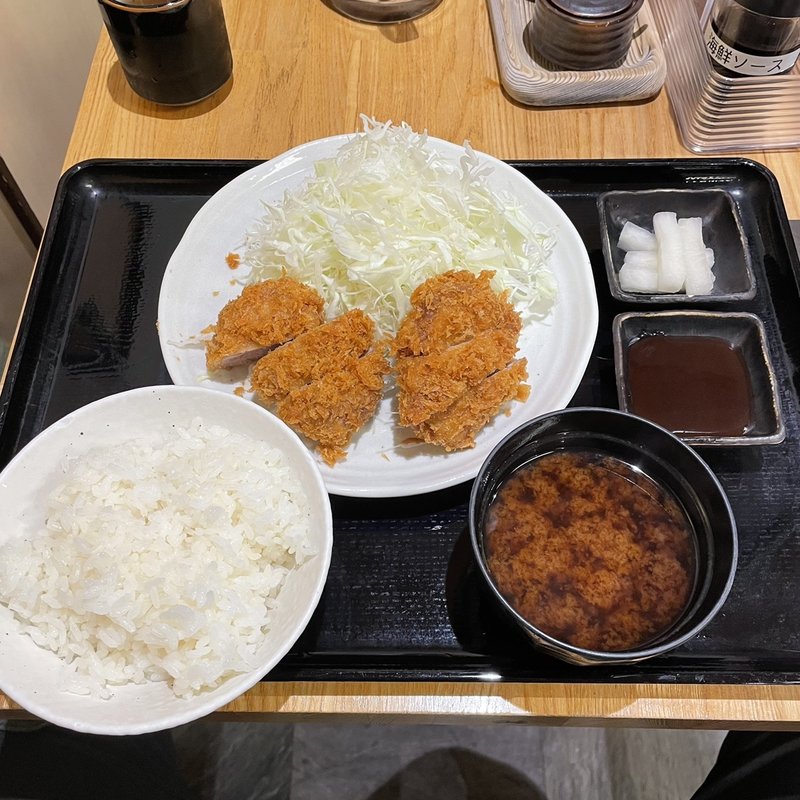 ヒレかつ定食(とんかつ　まるや 大手町店 )