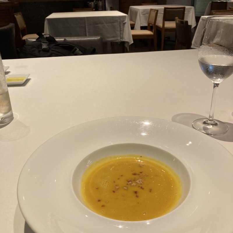 かぼちゃのポタージュ(XEX 日本橋 Salvatore Cuomo Bros.)