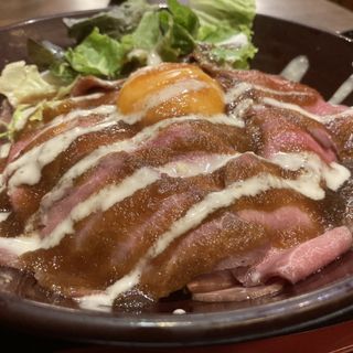 ローストビーフ丼(旬菜とお酒 あんばい )