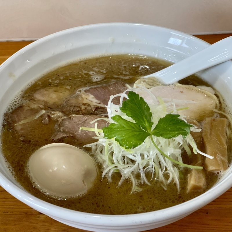 鶏白湯醤油ラーメン(自家製麺 鶏中華そば だまや)